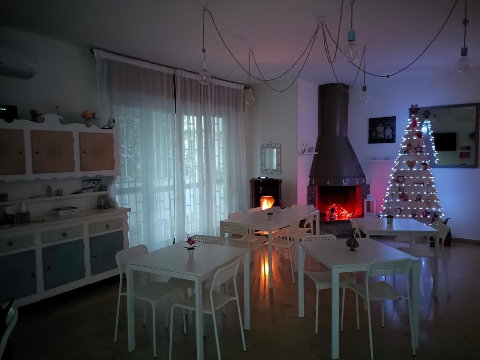 Villa Come A Casa Tua Bari Bagian luar foto